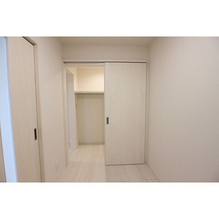 物件内観写真11　(居室)