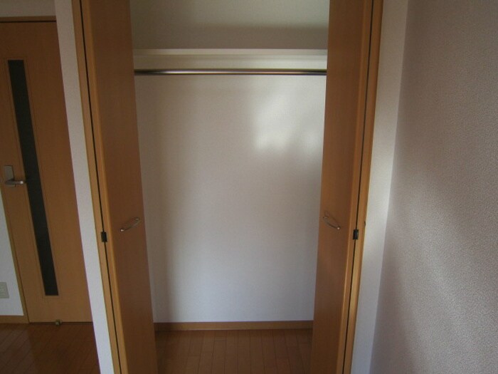 物件内観写真15　(収納)