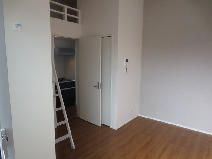 物件内観写真18　(居室)