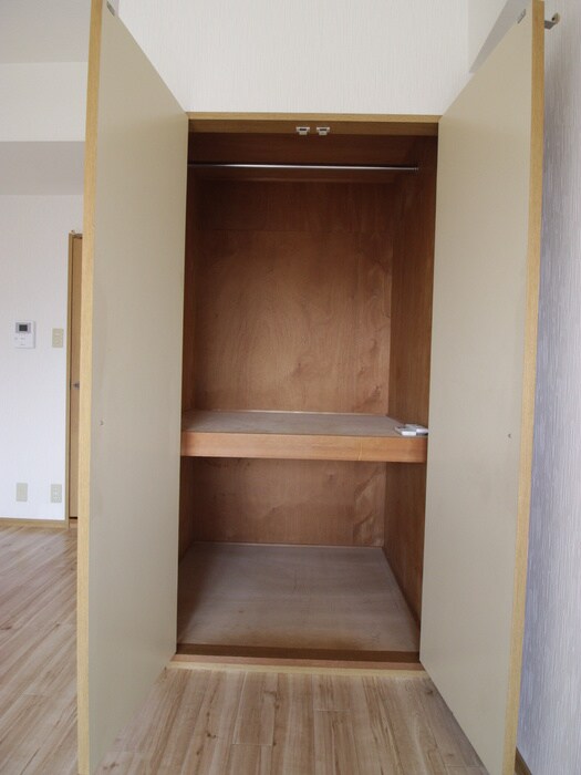 物件内観写真8　(収納)