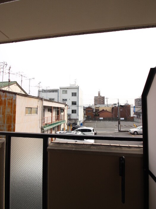 物件内観写真20　(室内からの展望)