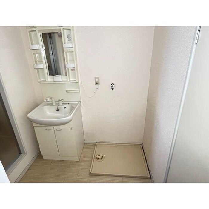 物件内観写真9　(洗面)