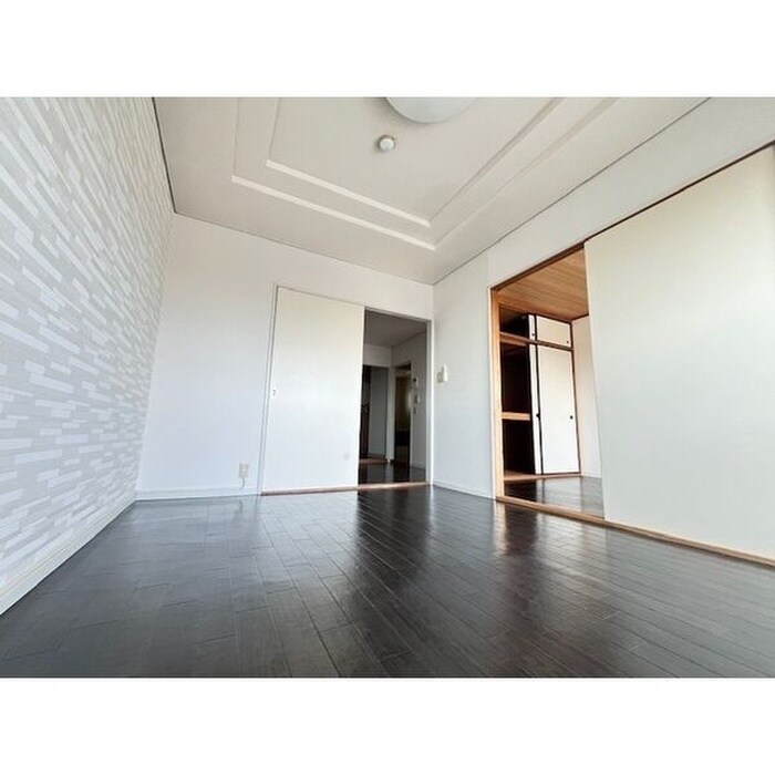 物件内観写真11　(居室)