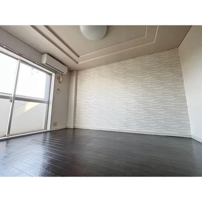 物件内観写真13　(居室)