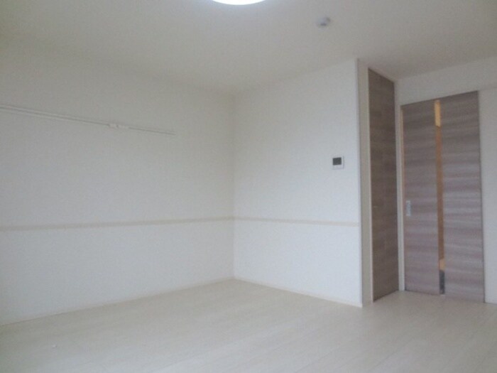 物件内観写真13　(居室)