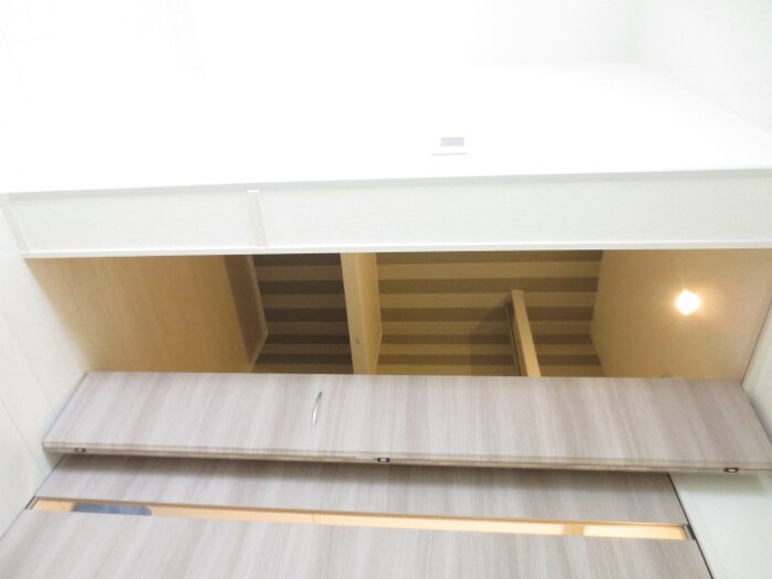 物件内観写真14　(収納)