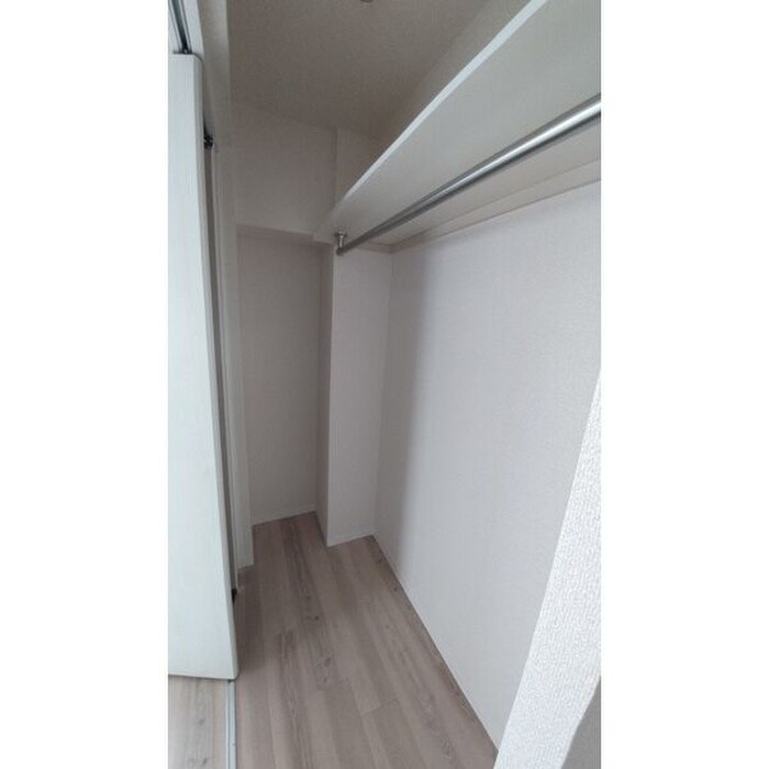 物件内観写真15　(収納)