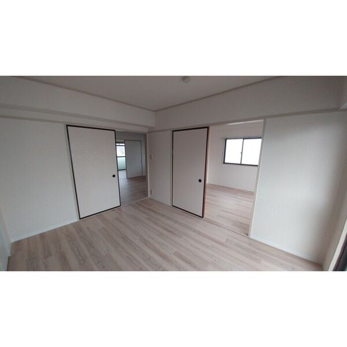 物件内観写真16　(居室)