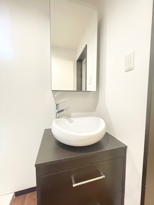 物件内観写真13　(洗面)