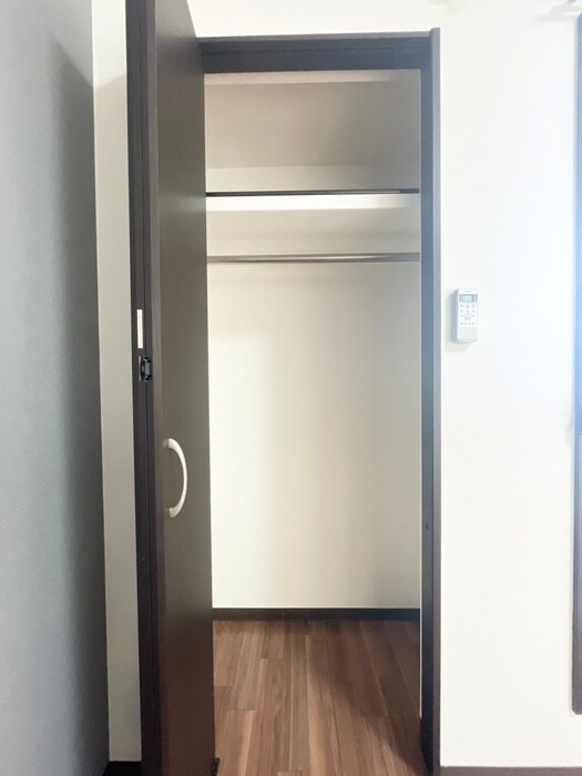 物件内観写真15　(収納)
