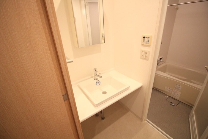 物件内観写真15　(洗面)