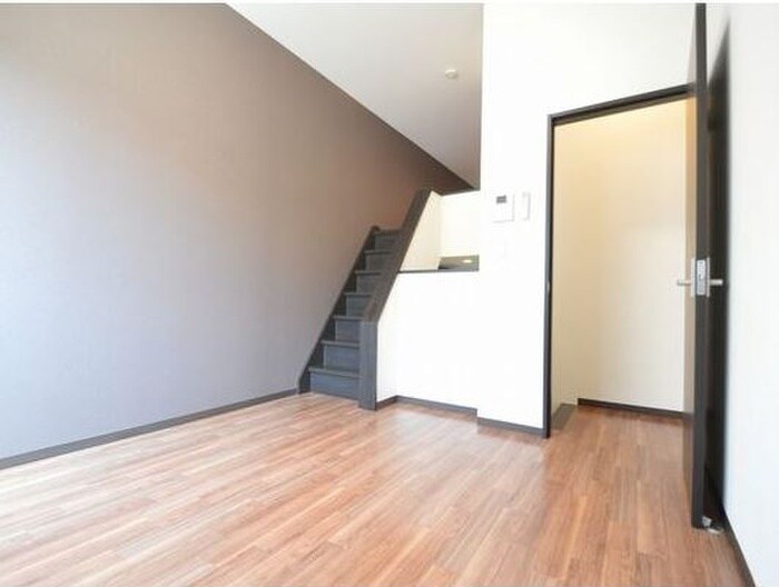 物件内観写真3　(居室)