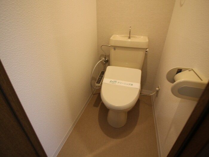 物件内観写真15　(トイレ)