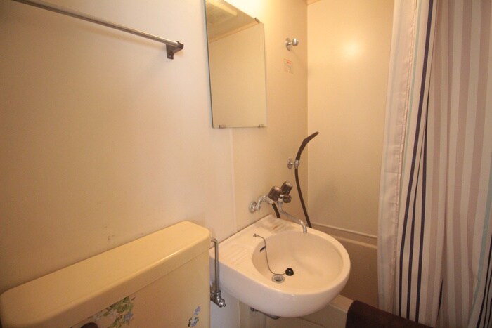 物件内観写真11　(洗面)