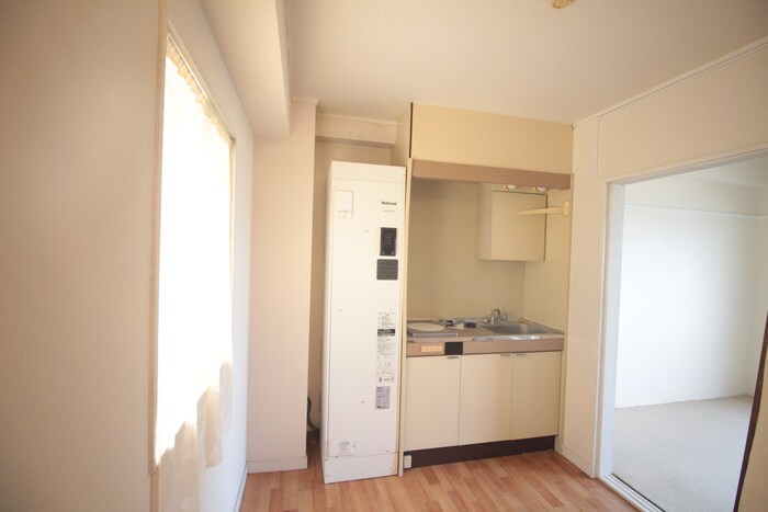 物件内観写真21　(居室)