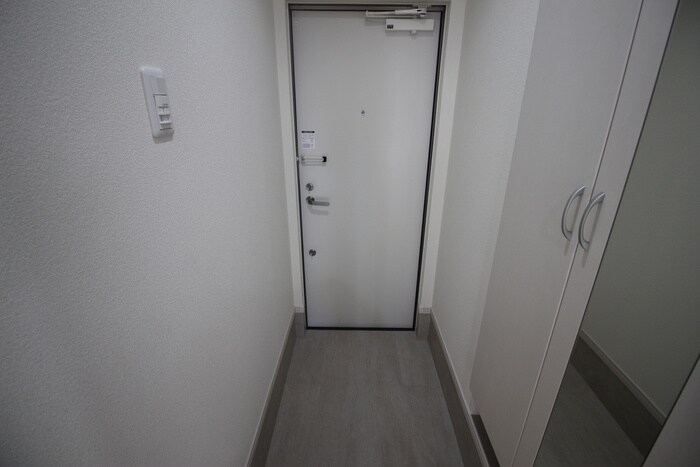 物件内観写真17　(玄関)