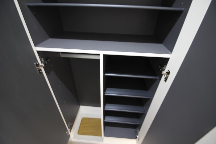 物件内観写真18　(靴箱)