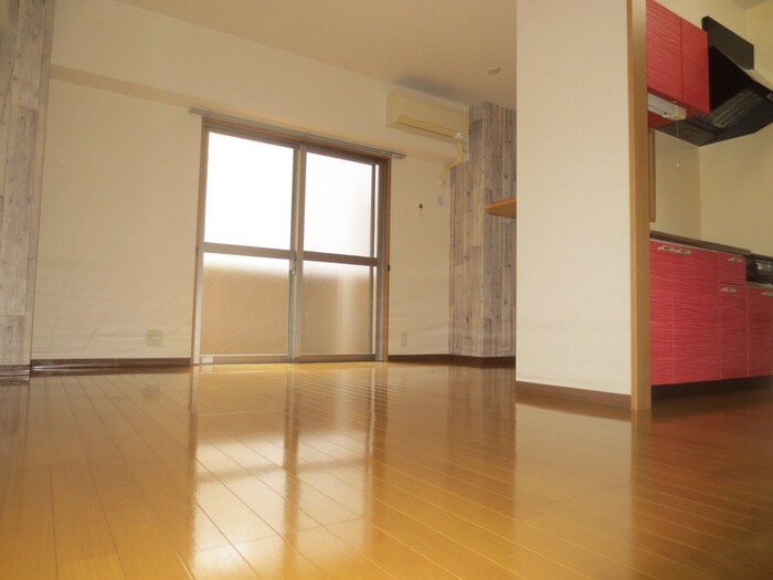 物件内観写真8　(居室)