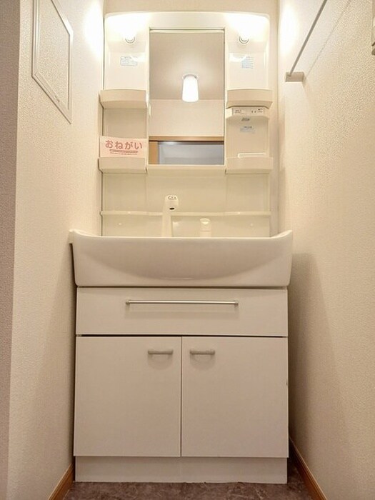 物件内観写真7　(洗面)