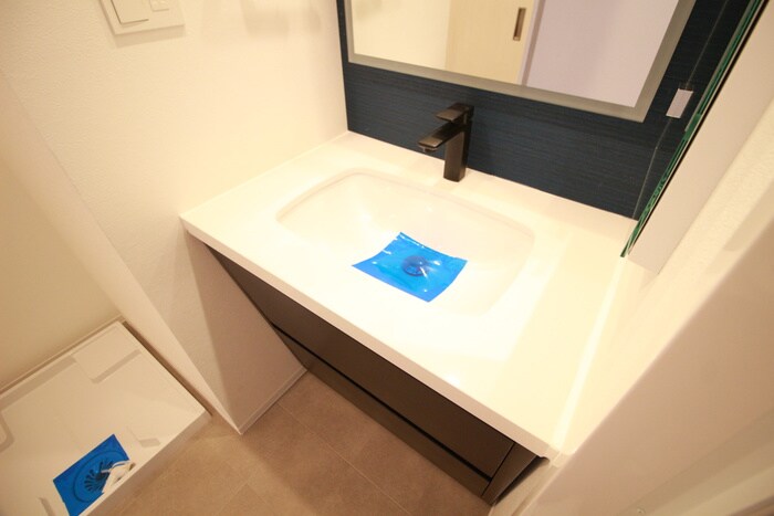 物件内観写真13　(洗面)