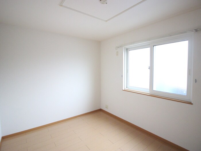 物件内観写真5　(居室)