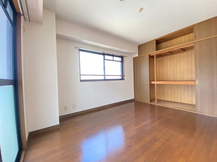 物件内観写真10　(収納)