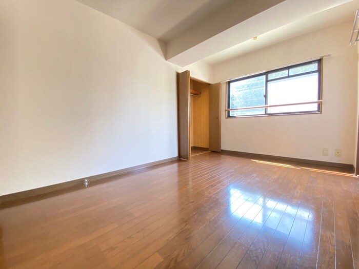 物件内観写真11　(居室)