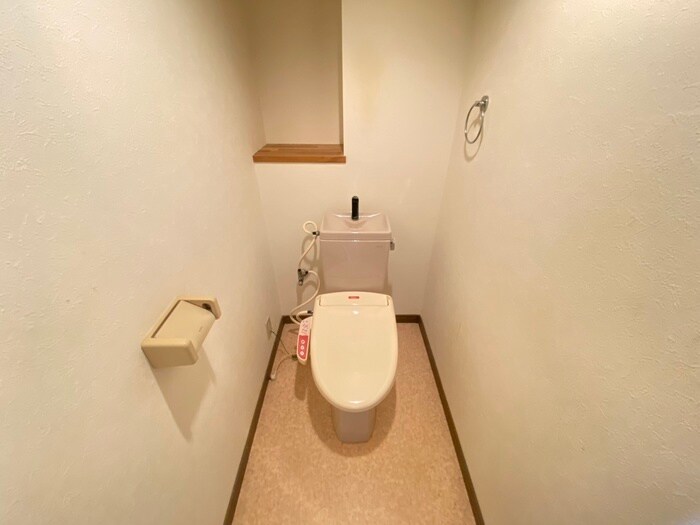 物件内観写真16　(トイレ)