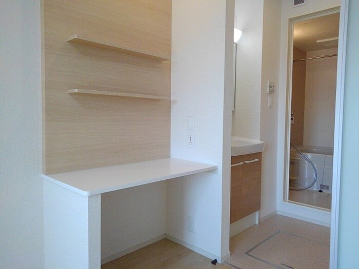 物件内観写真11　(居室)