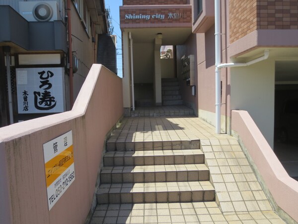 エントランス部分