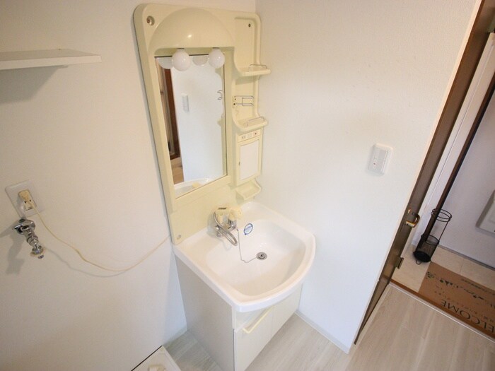 物件内観写真12　(洗面)