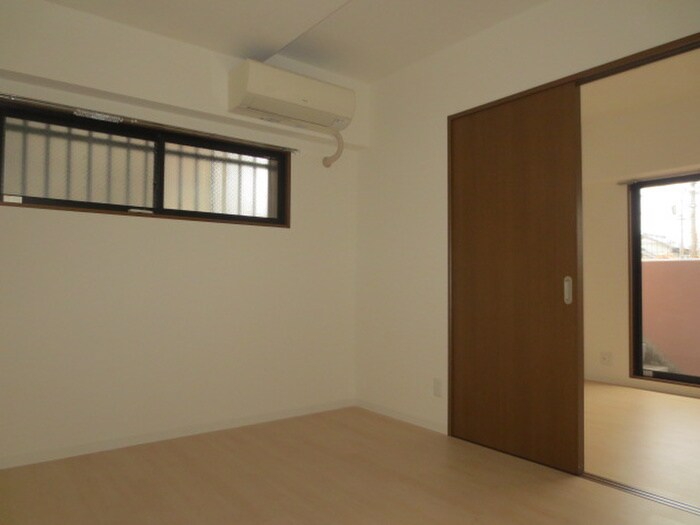 物件内観写真16　(居室)