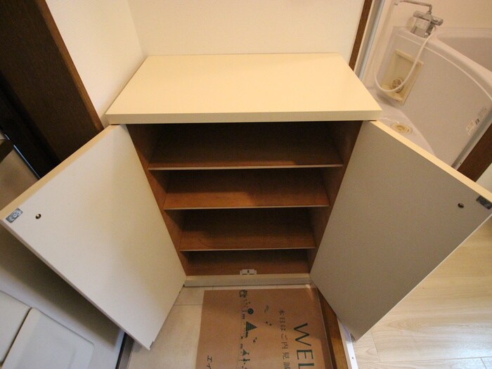 物件内観写真16　(靴箱)