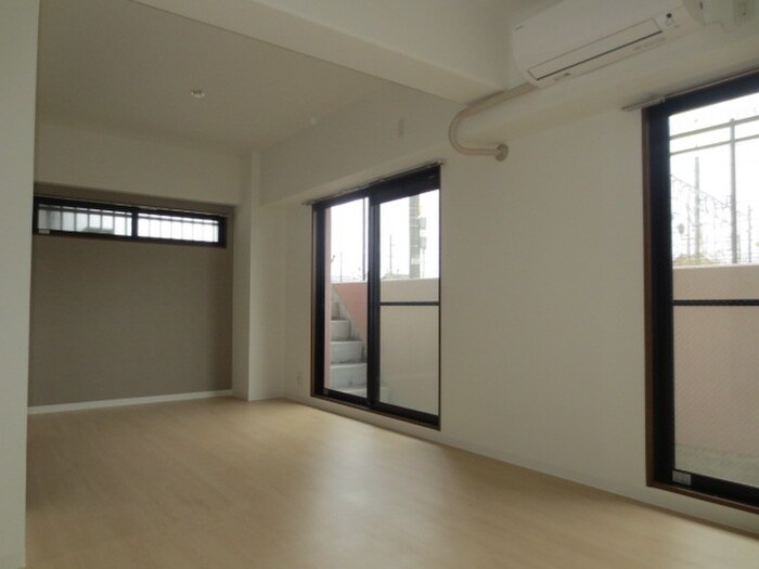 物件内観写真22　(居室)