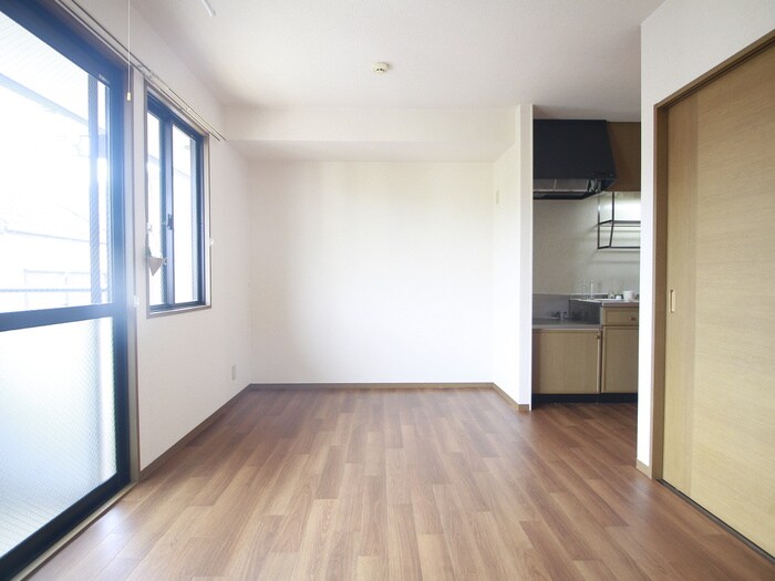 物件内観写真7　(居室)