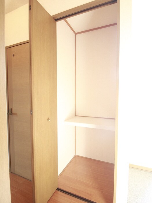 物件内観写真11　(収納)