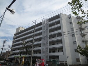 希望ヶ丘ハイツB棟（７０７）外観写真