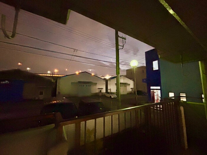 物件内観写真21　(室内からの展望)