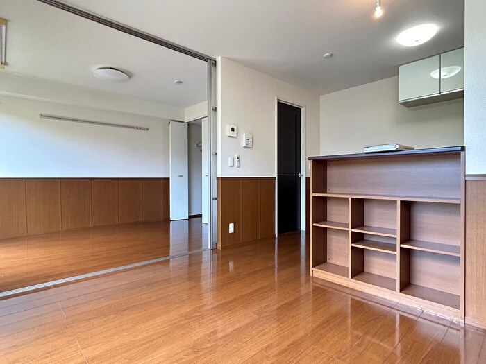 物件内観写真7　(居室)