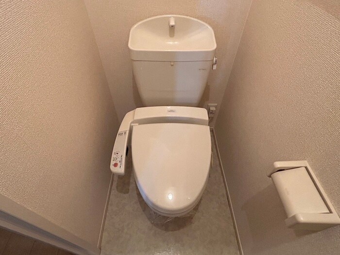 物件内観写真16　(トイレ)