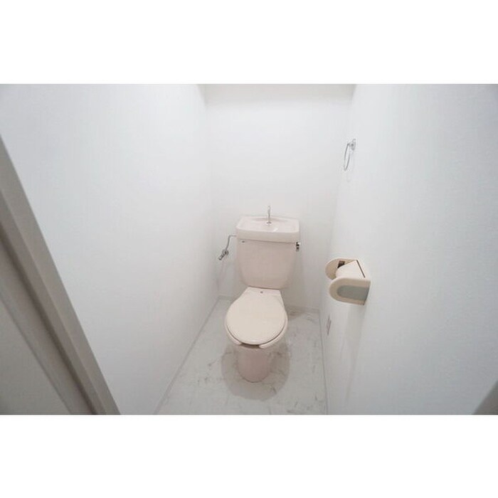 物件内観写真13　(トイレ)