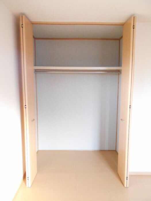 物件内観写真11　(収納)