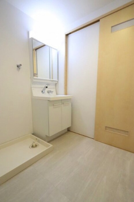 物件内観写真8　(洗面)