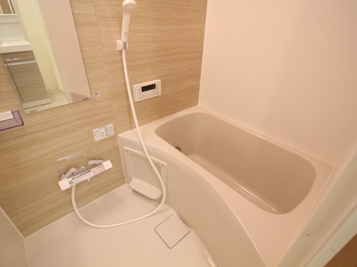 物件内観写真12　(バス／シャワールーム等)