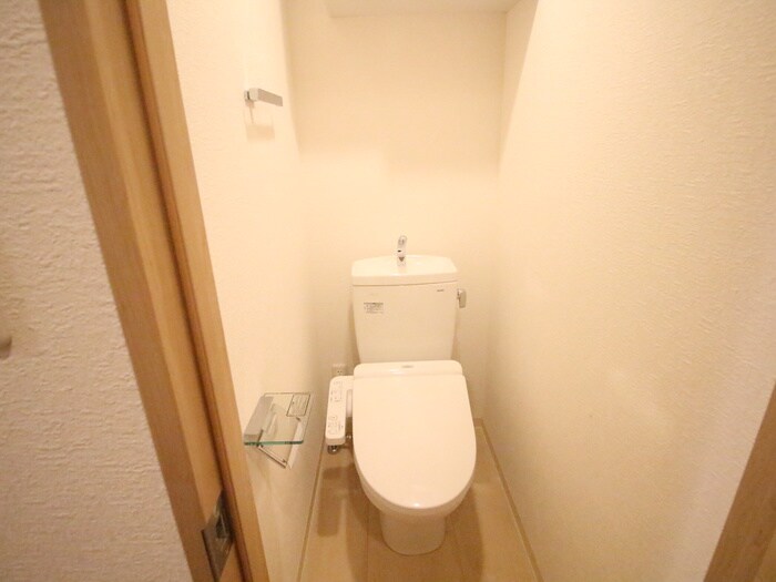 物件内観写真13　(トイレ)