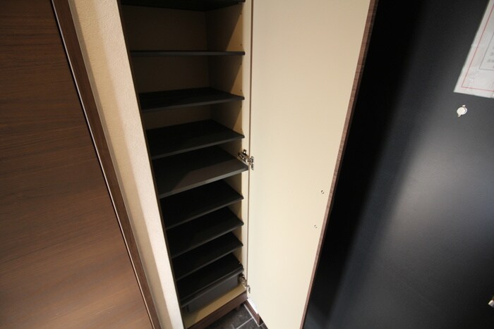 物件内観写真16　(靴箱)