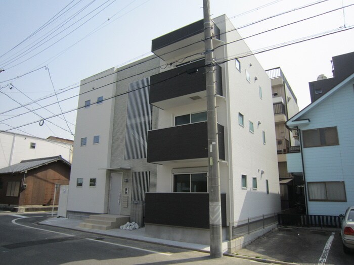 物件外観写真3　(外観写真)