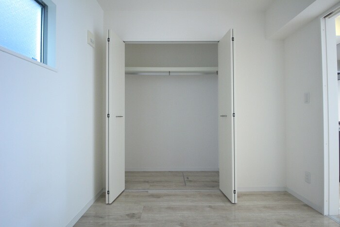 物件内観写真11　(収納)