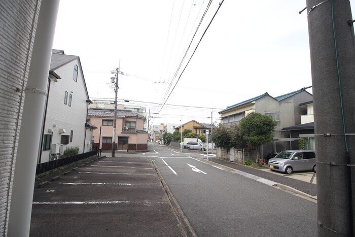 物件内観写真20　(室内からの展望)