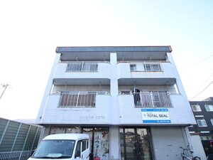 メゾン川北外観写真